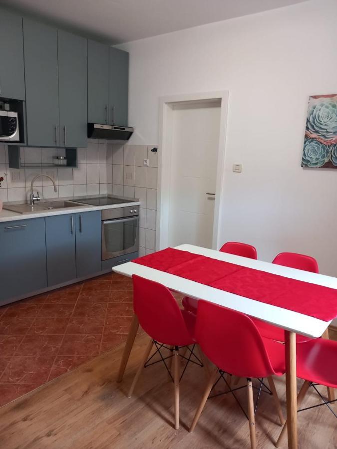 Apartmani Stefano Labin  Buitenkant foto