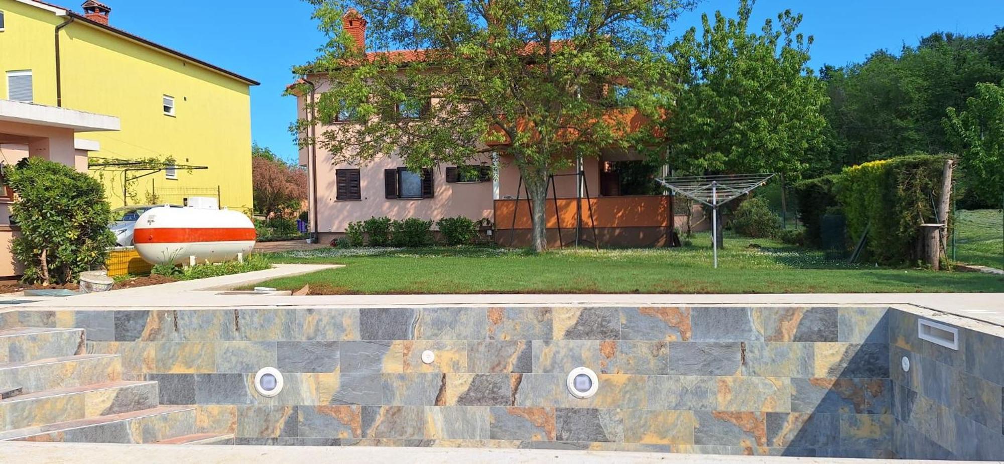 Apartmani Stefano Labin  Buitenkant foto