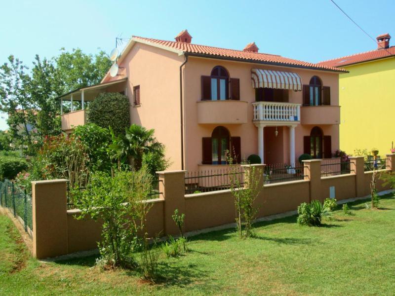 Apartmani Stefano Labin  Buitenkant foto